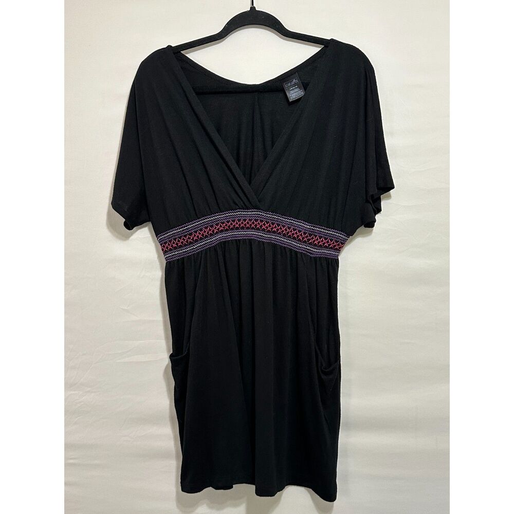 Catalina Black V-Neck Beach Cover up Minidress Embroidered Waist Size L Pockets